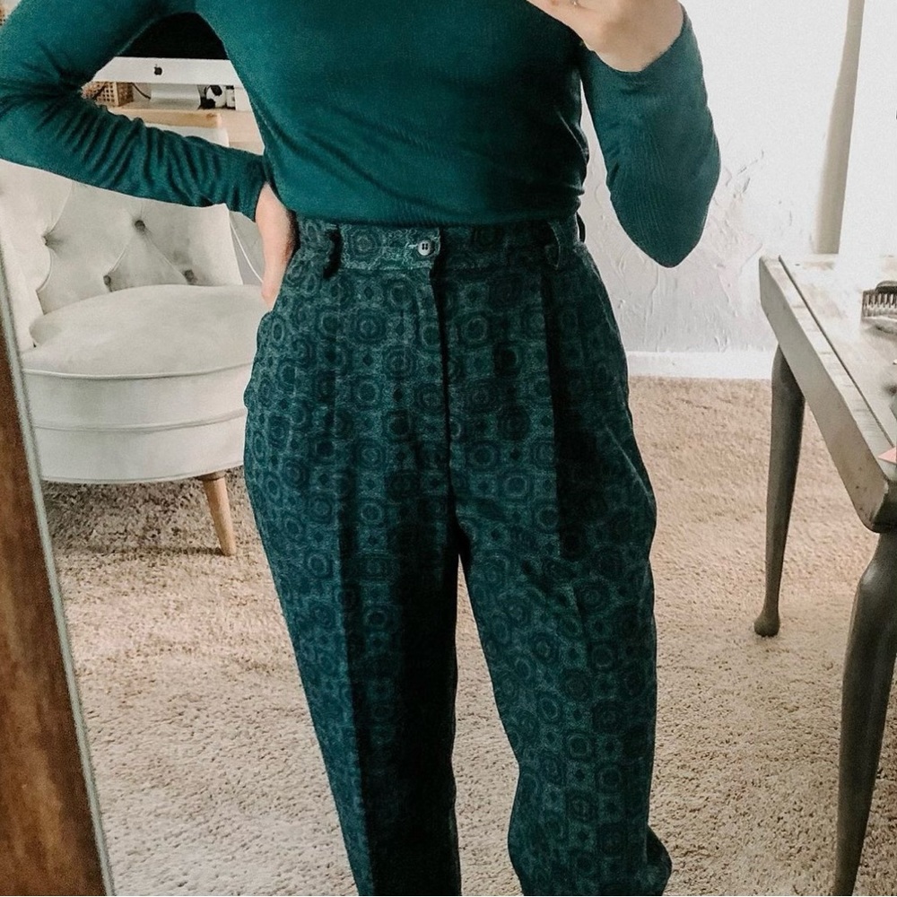 Vintage Intentions High-Waisted Pleated Geometric Print Trouser